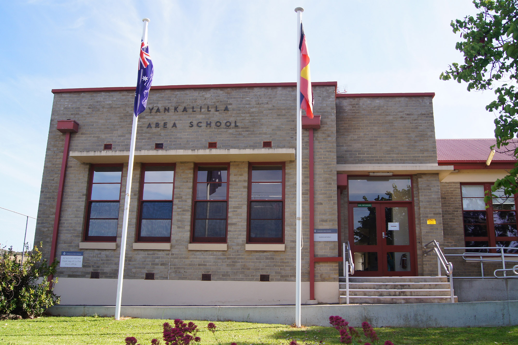 Welcome to Yankalilla Area School